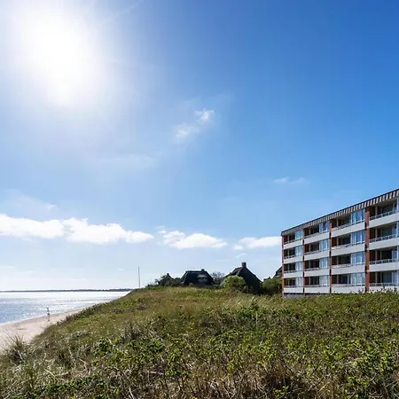 Strandwaerts شقة *